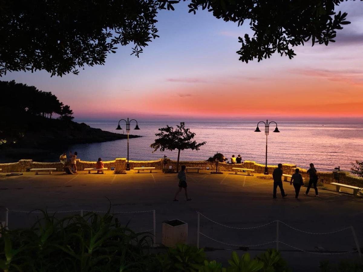 トッレ・ヴァード Casa Baia Vista Mareヴィラ エクステリア 写真