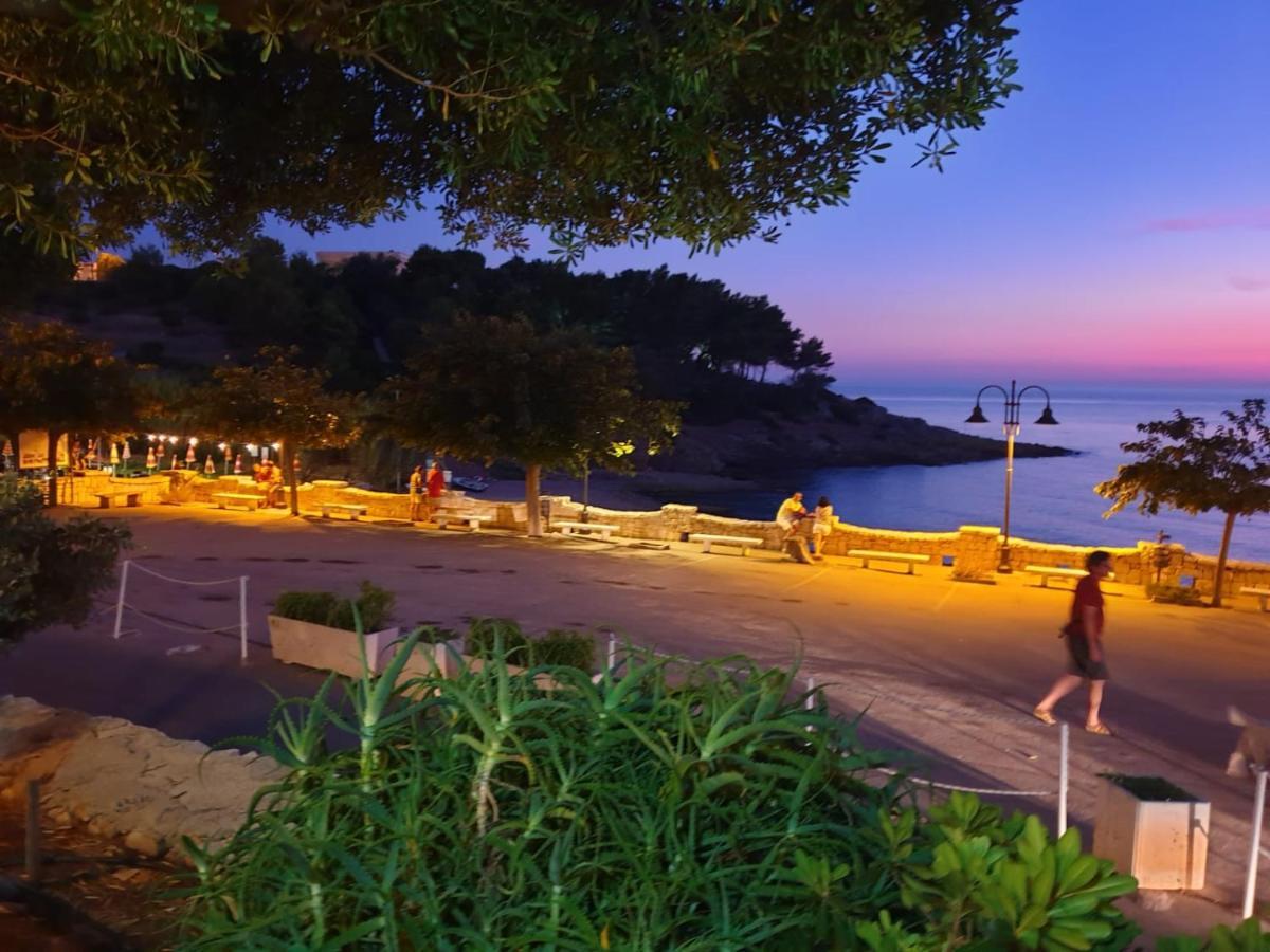 トッレ・ヴァード Casa Baia Vista Mareヴィラ エクステリア 写真